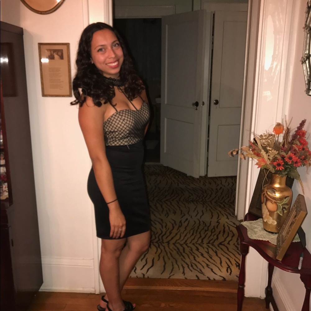 Black/Nude dress with choker 🤎🖤